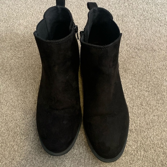 SO inside zip booties - Picture 2 of 7